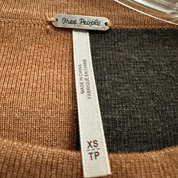 Free People Uptown Strip Pullover Size XS - Picture 8 of 8